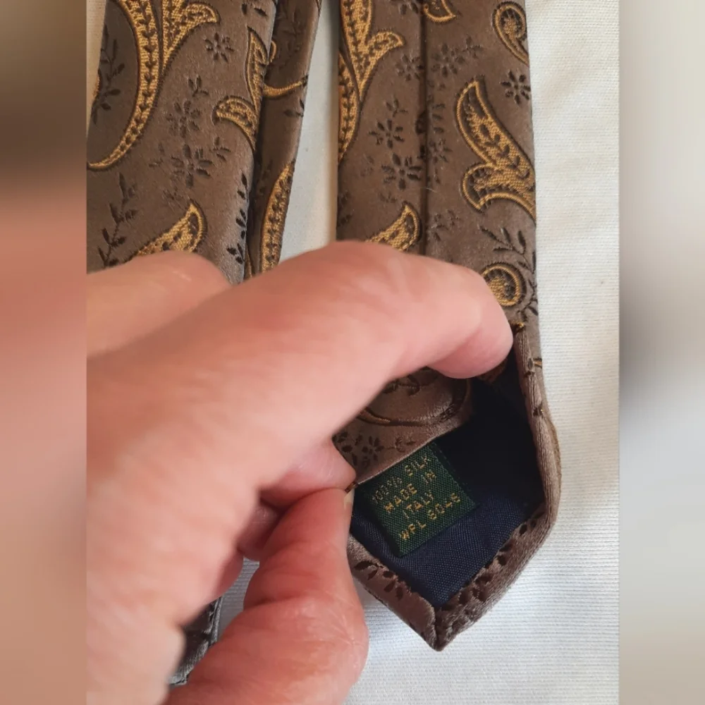 Club Room 100% Silk Tie